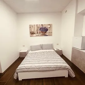 Bed & Breakfast Maura's, Gallarate